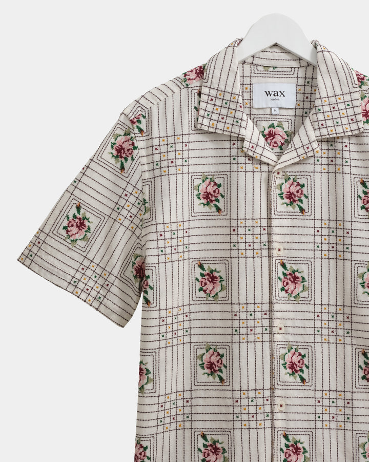 Wax London Didcot Tapestry Embroidery Shirt - Ecru