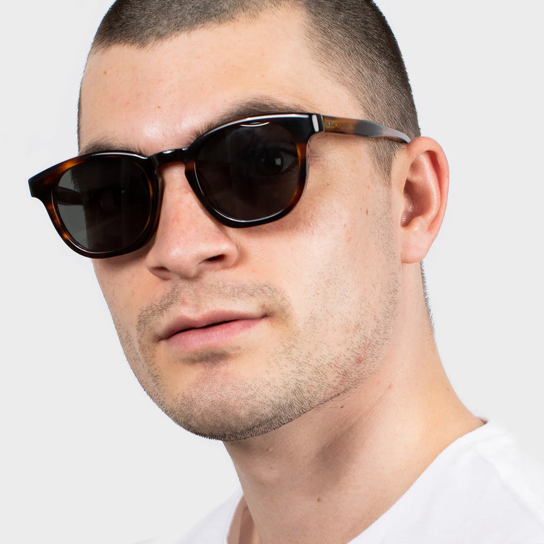 Oscar Deen Morris Sunglasses - Umber