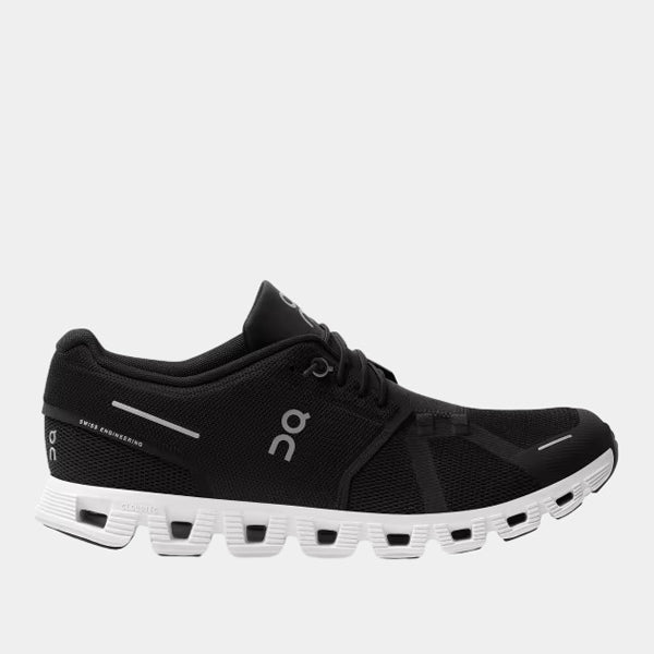 On Running Cloud 5 Trainers - Black/White
