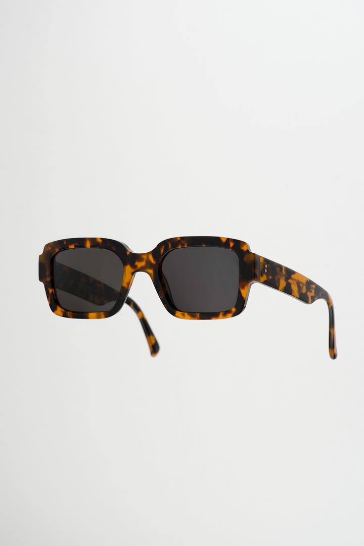 Monokel Eyewear - Apollo Havana Sunglasses - Grey Solid Lens