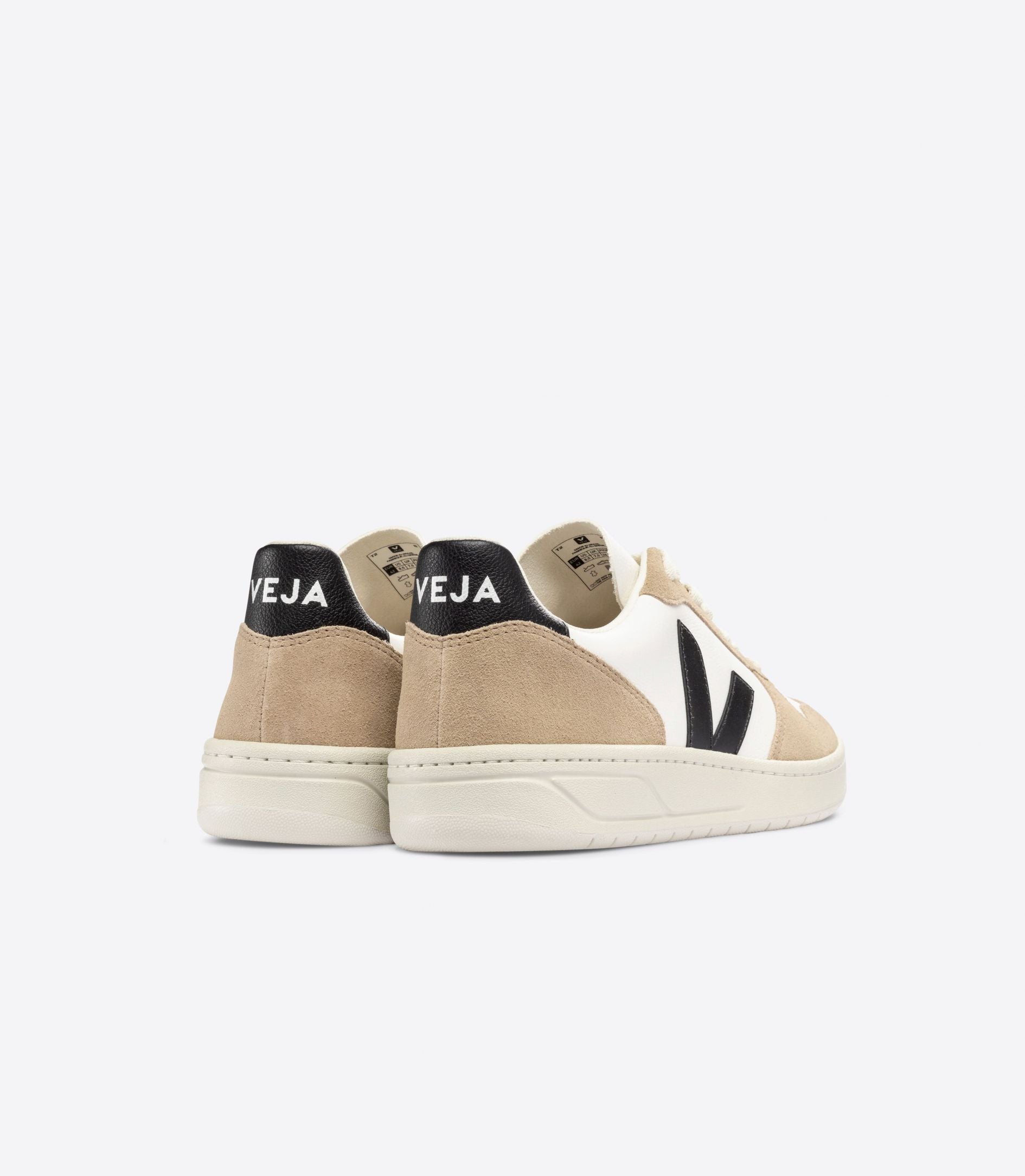 Veja v10 store white black